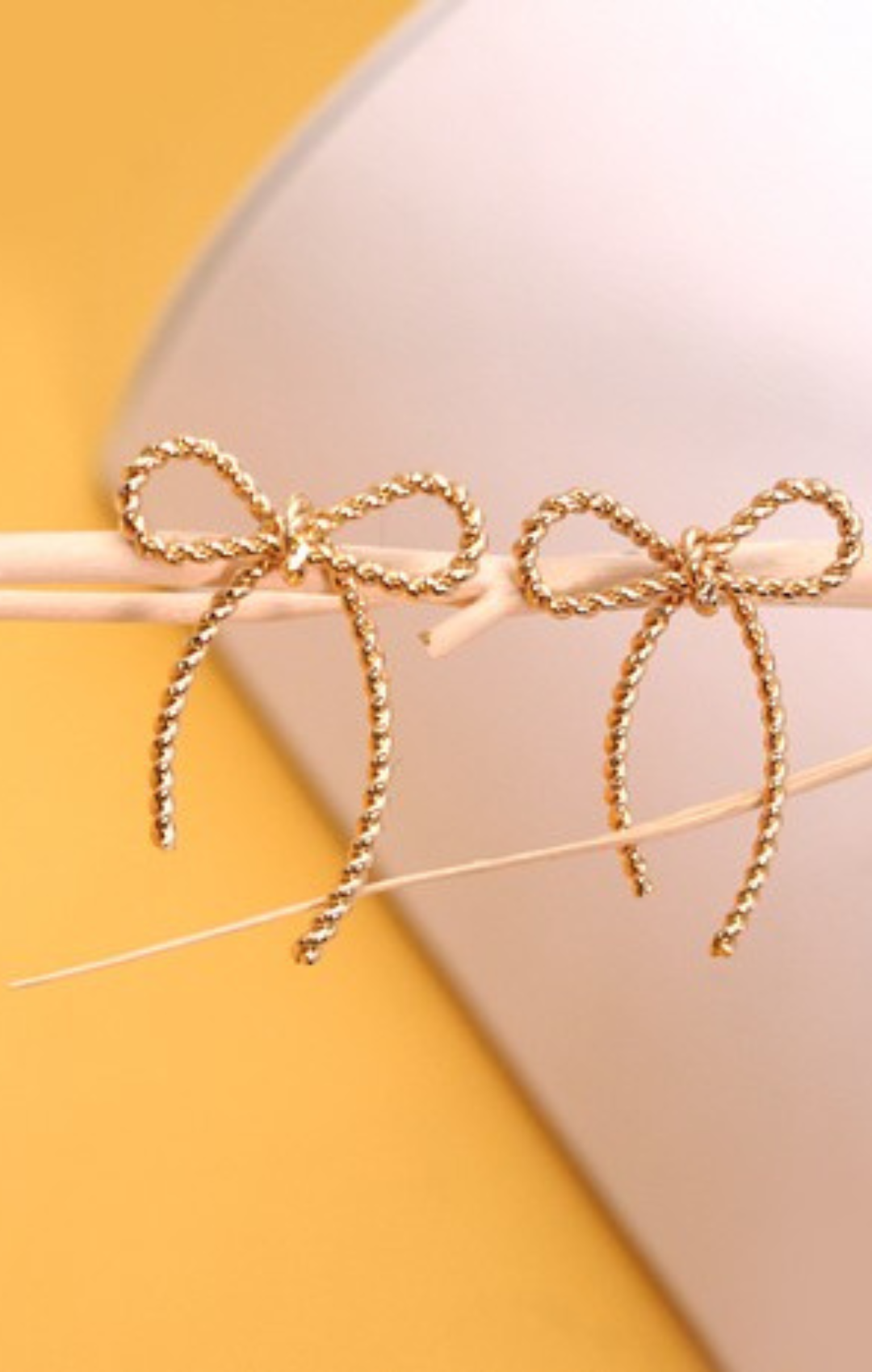 Rope Bow Detail Earring