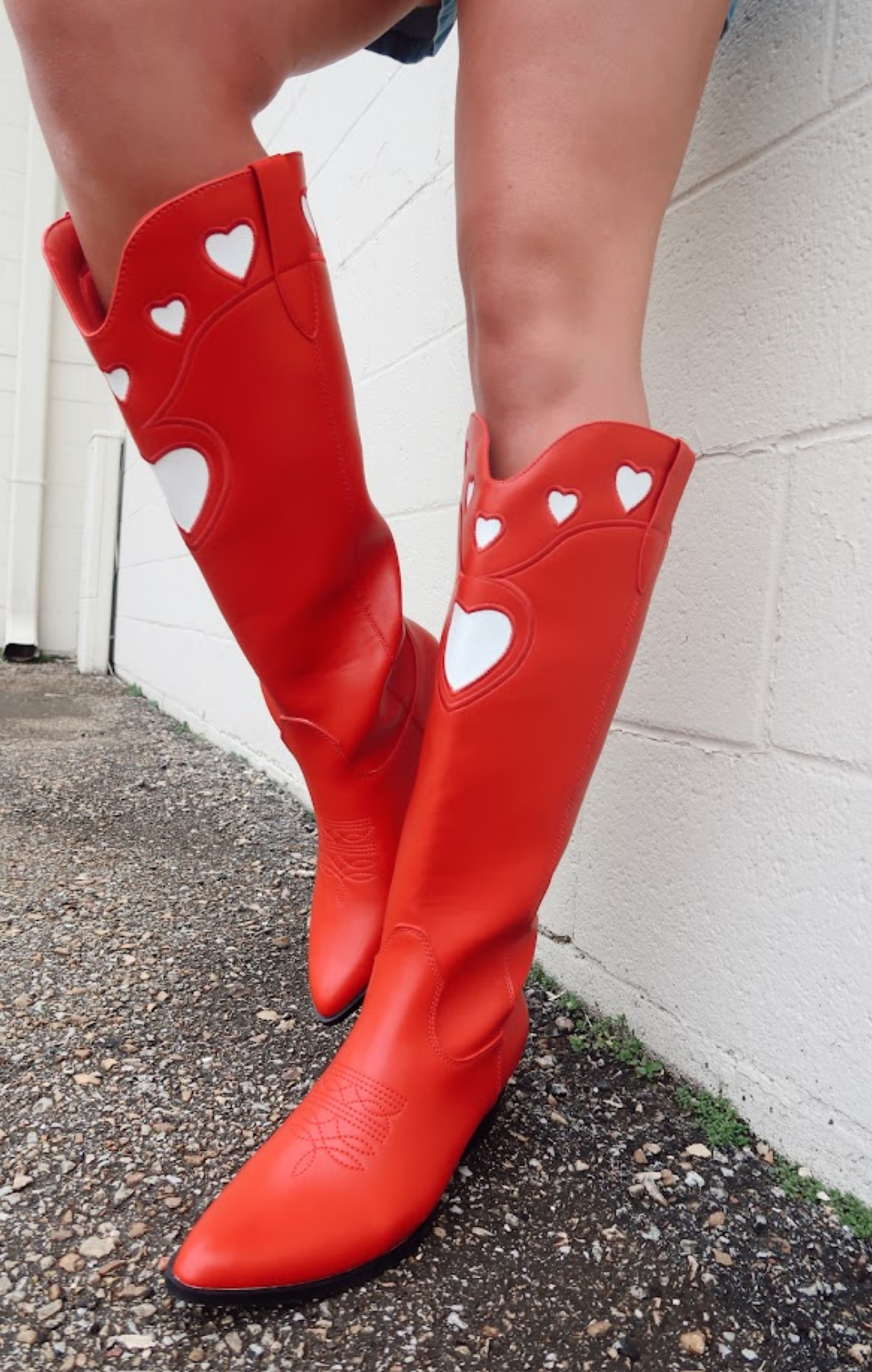 Scarlet Velma Heart Boots